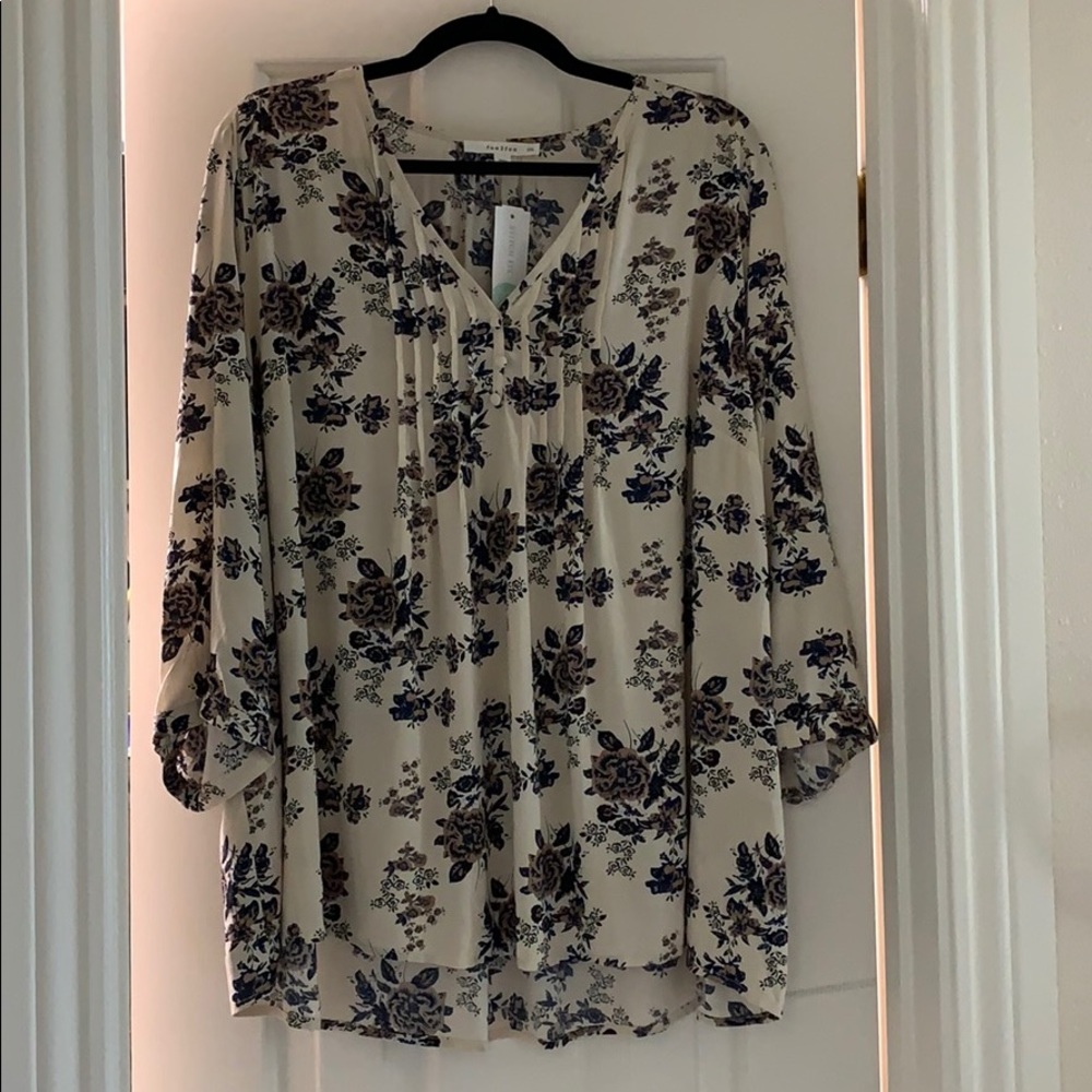 Fun2Fun Maley Pleated Detail Top Stitch Fix